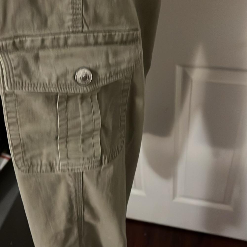 Liz Claiborne Vintage Army Olive Avacado Green Low Rise Cargo Utility Capris 8 - Picture 8 of 16